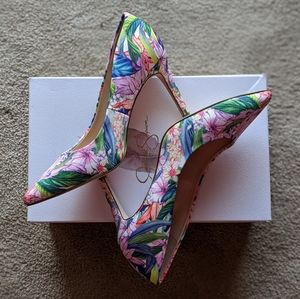 Floral Pumps